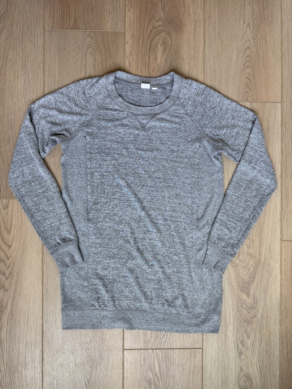 Hidden Zip Nursing Top GAP Maternity Sweater Heather Grey Crewneck Breastfeeding